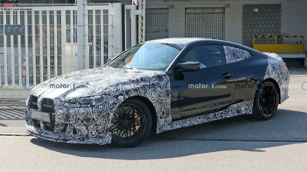 BMW M4 CSL (2022) mit neuem Grill erwischt