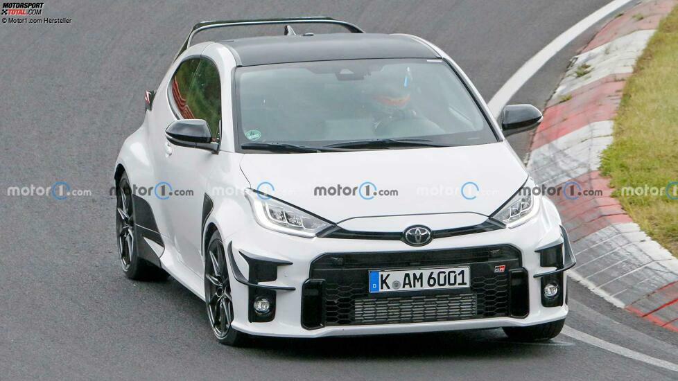 Toyota GR Yaris: Erlkönigfotos vom Nürburgring