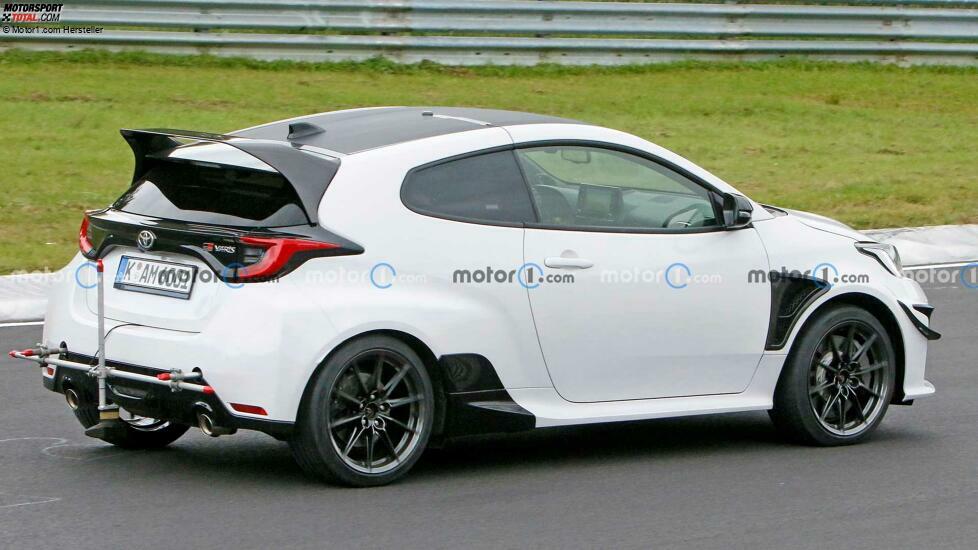 Toyota GR Yaris: Erlkönigfotos vom Nürburgring