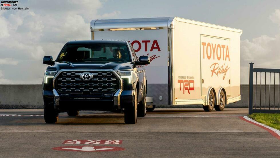 2022 Toyota Tundra Platinum I-Force Max Exterieur Abschleppen