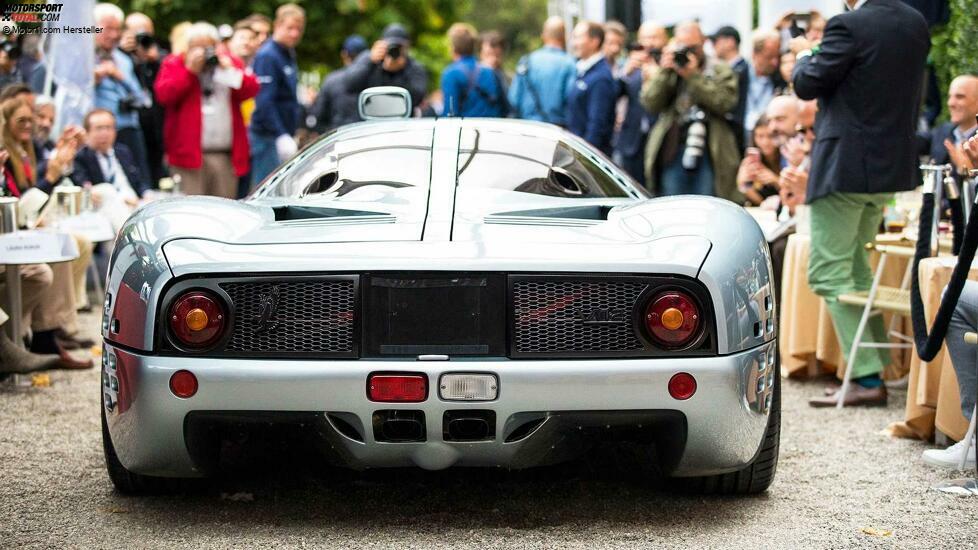 Isdera Commendatore 112i