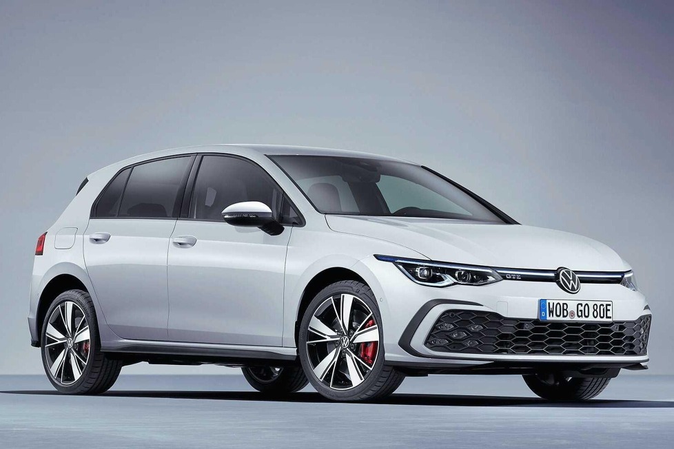 Bis zu 77 Elektro-Kilometer bei Passat GTE Variant, Touareg R, Tiguan eHybrid, Arteon Shooting Brake eHybrid und Golf GTE