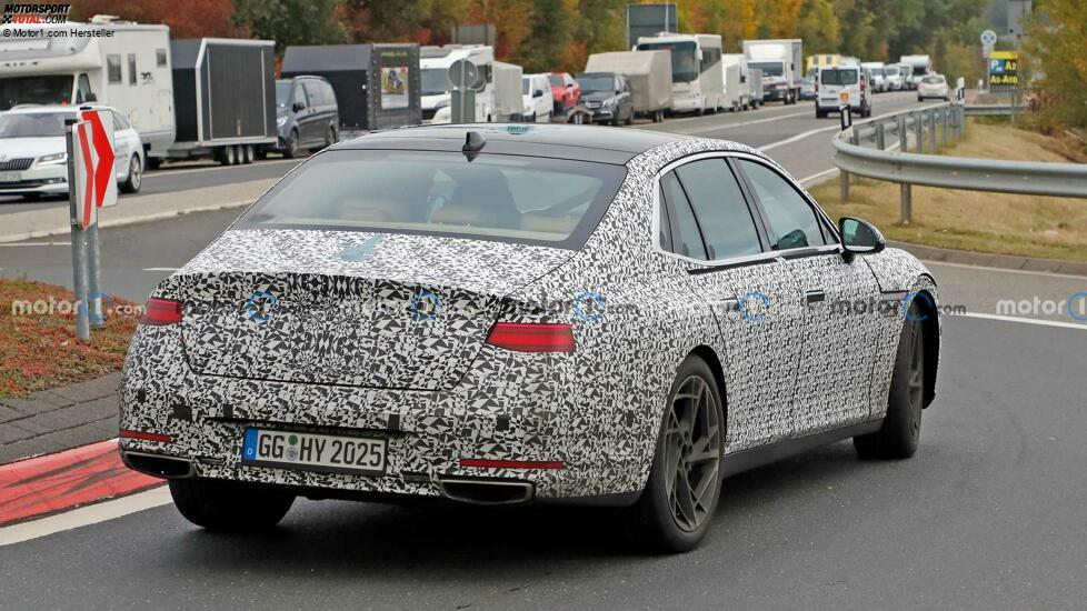 Genesis G90 (2022) als Erlkönig erwischt