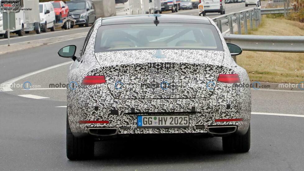 Genesis G90 (2022) als Erlkönig erwischt