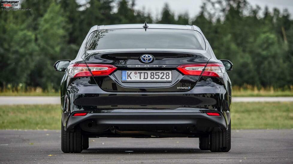 Toyota Camry Hybrid (2019) im Test