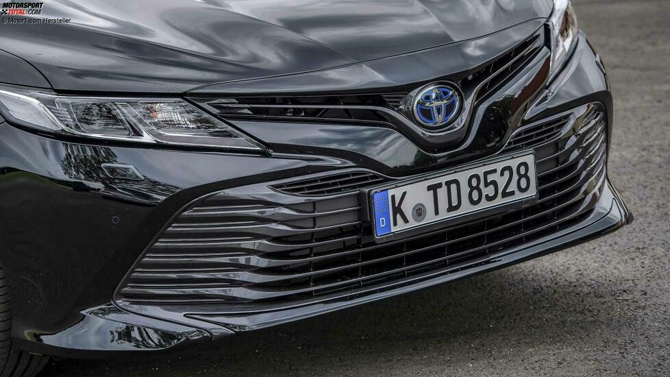 Toyota Camry Hybrid (2019) im Test