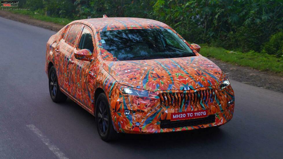 Skoda Slavia (2022) für Indien mit Tarnung