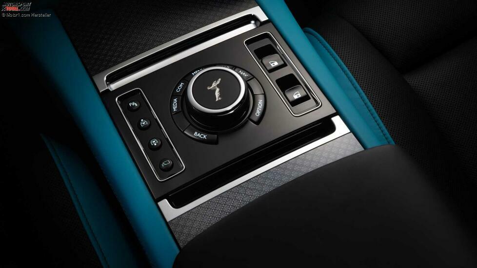 Rolls-Royce Black Badge Ghost