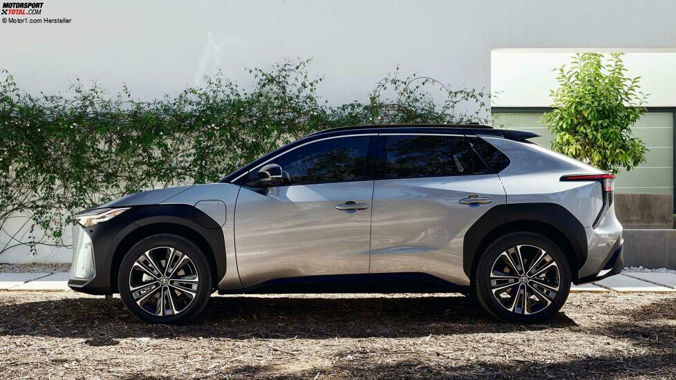 Toyota bZ4x (2022)