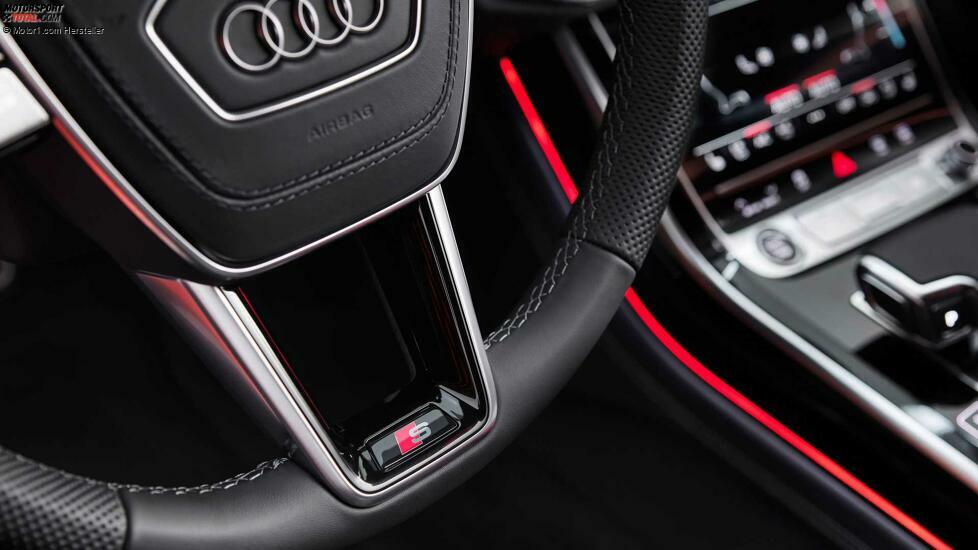 2022 Audi A8 S-Linie