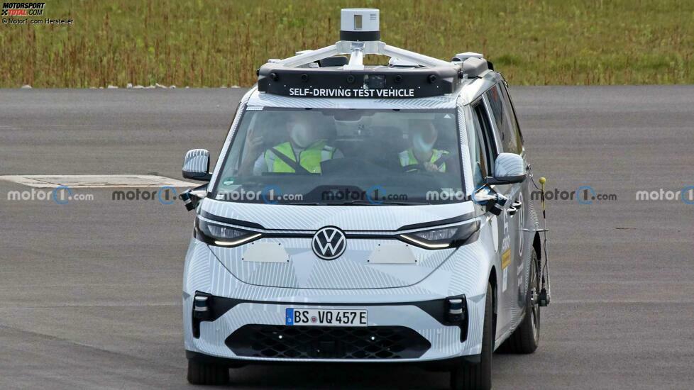 VW ID. Buzz (2022) auf neuen Erlkönigbildern