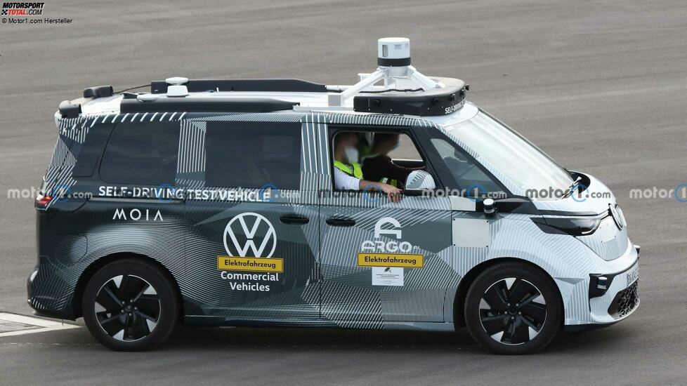 VW ID. Buzz (2022) auf neuen Erlkönigbildern