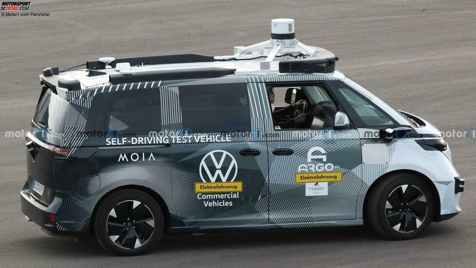 VW ID. Buzz (2022) auf neuen Erlkönigbildern