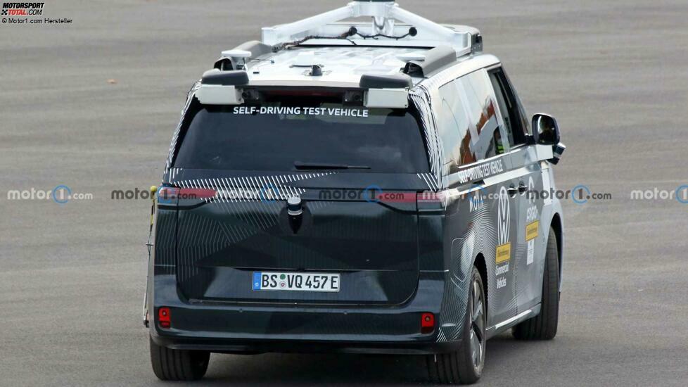 VW ID. Buzz (2022) auf neuen Erlkönigbildern