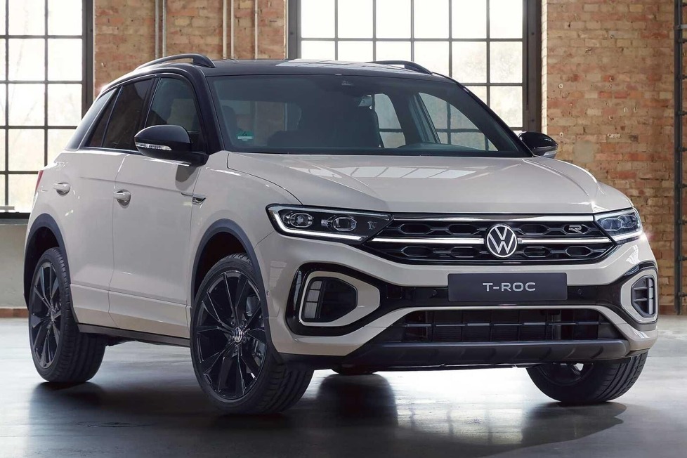 Auch die 300 PS starke R-Version sowie das Cabrio wurden bereits überarbeitet ...