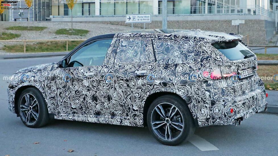 BMW X1 M35i (2022) als Erlkönig