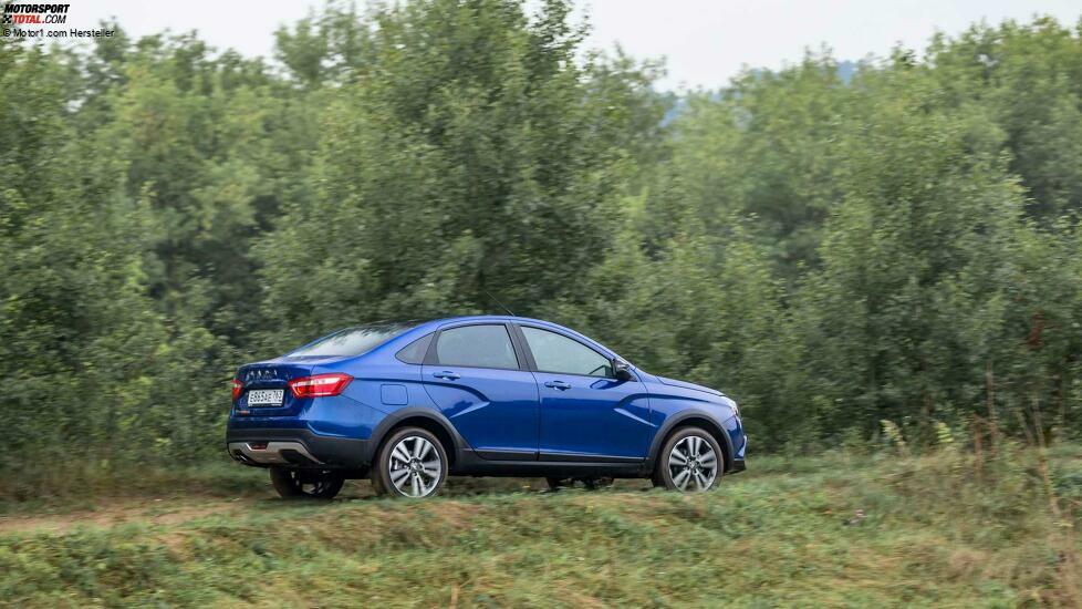 Lada Vesta Cross Limousine (2021)