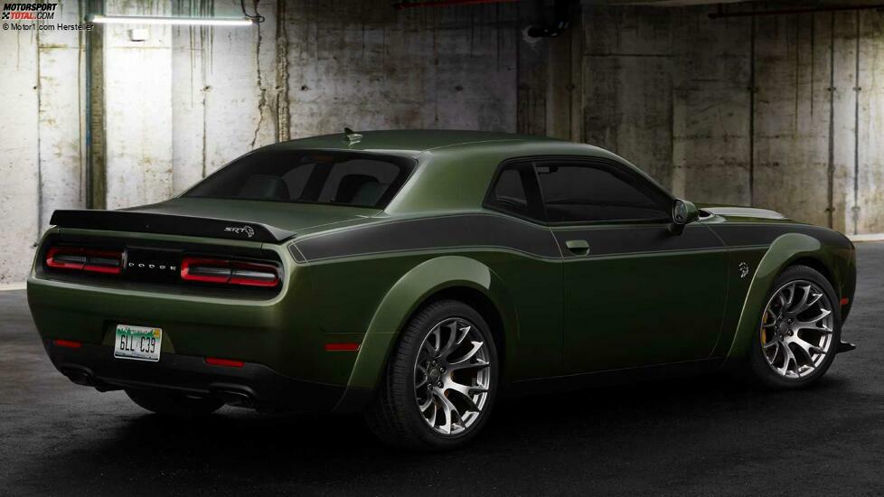 2022 Dodge Challenger SRT Hellcat Redeye Widebody Jailbreak