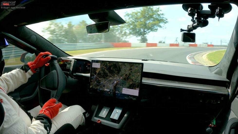 Tesla Model S Plaid sets Nürburgring Nordschleife record of 7 minutes and 35.579 seconds (September 9, 2021)