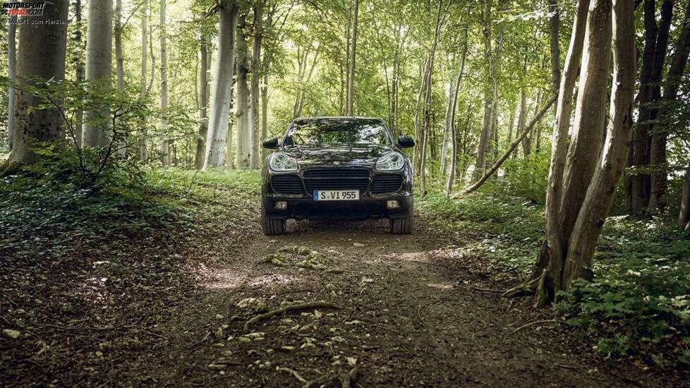 Porsche Cayenne mit Zubehör von Porsche Classic