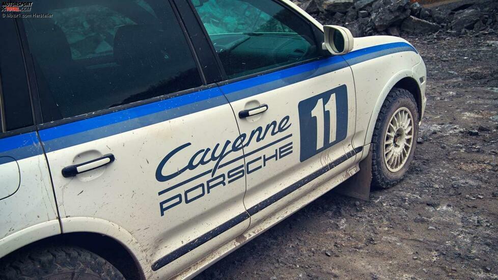 Porsche Cayenne mit Zubehör von Porsche Classic