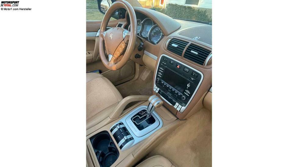 Porsche Cayenne Transsyberia GTS Cabriolet (2010)