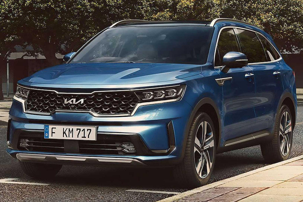 Kia bringt für den Sorento des Modelljahres 2022 eine neue Innenraum-Variante auf den Markt und das große SUV lässt sich künftig auch mit sechs Sitzen ordern