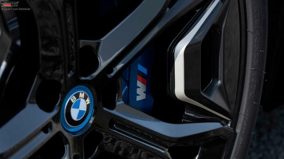 BMW iX M60 (2023)