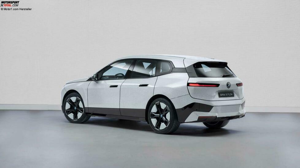 BMW iX Flow mit E-Ink