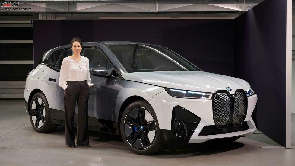 Stella Clarke Projektleiterin BMW iX Flow mit E-Ink