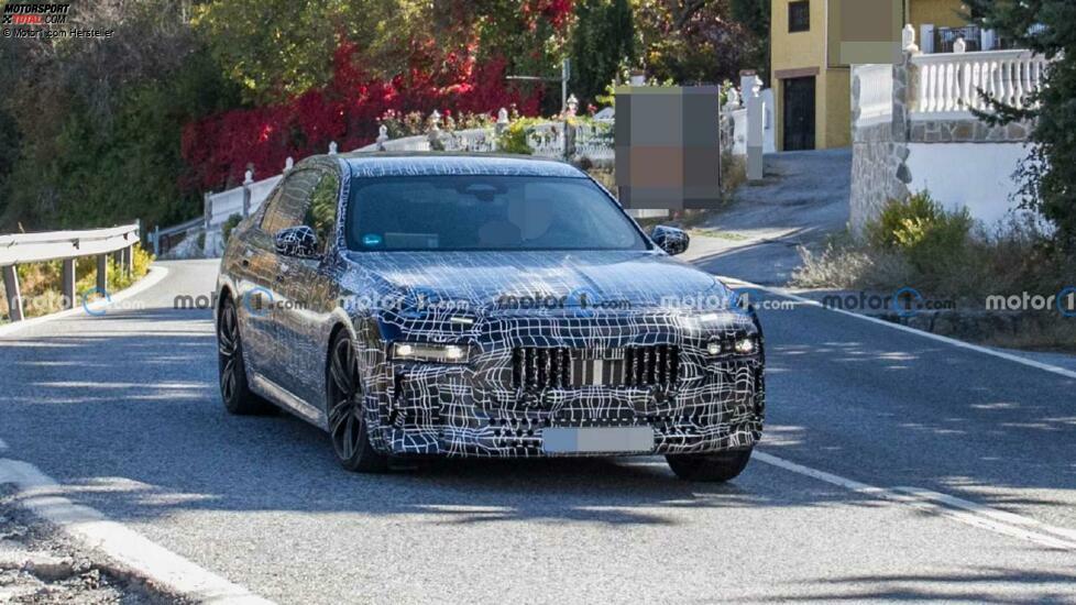 BMW 7er (2022) auf neuen Erlkönigbildern