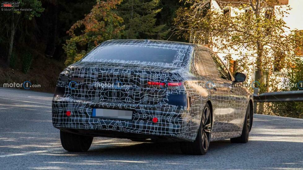 BMW 7er (2022) auf neuen Erlkönigbildern