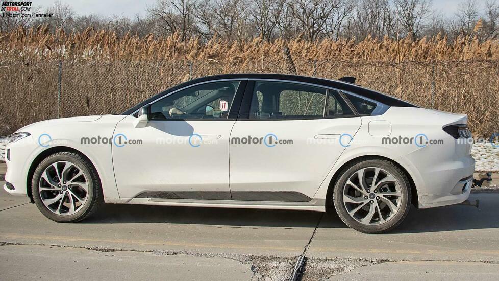 Ford Mondeo (2022) als Erlkönig