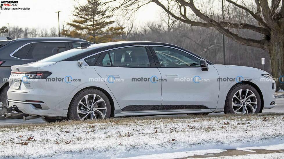 Ford Mondeo (2022) als Erlkönig