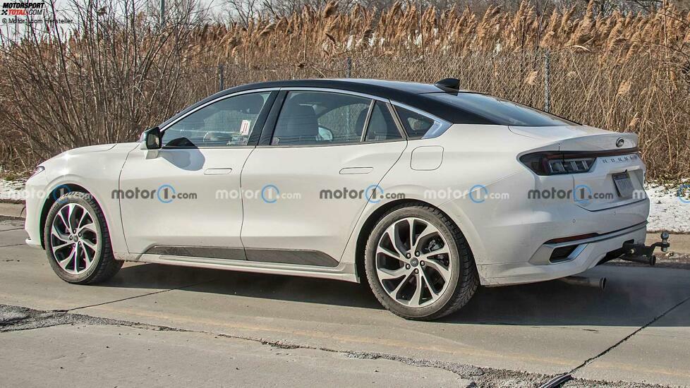 Ford Mondeo (2022) als Erlkönig