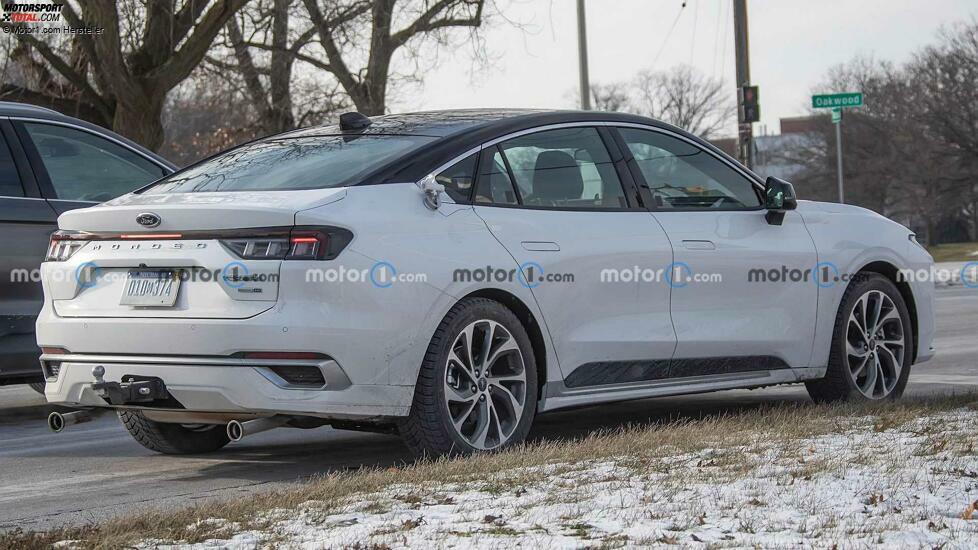 Ford Mondeo (2022) als Erlkönig