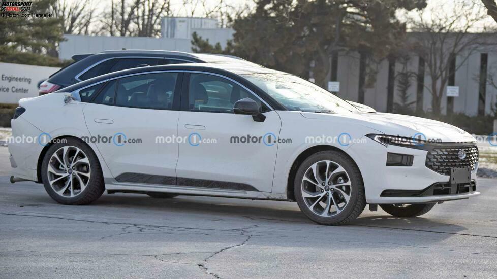 Ford Mondeo (2022) als Erlkönig