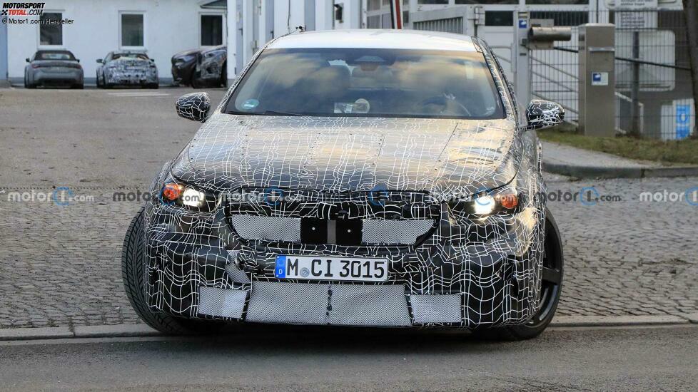 2024 BMW M5 erstes Spionagefoto