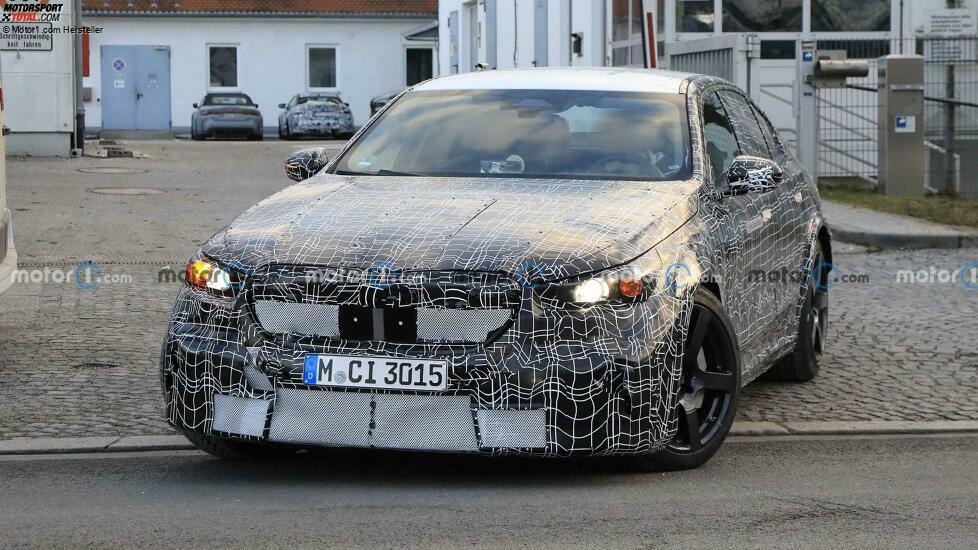 2024 BMW M5 erstes Spionagefoto