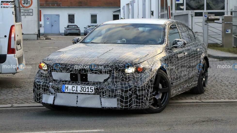 2024 BMW M5 erstes Spionagefoto