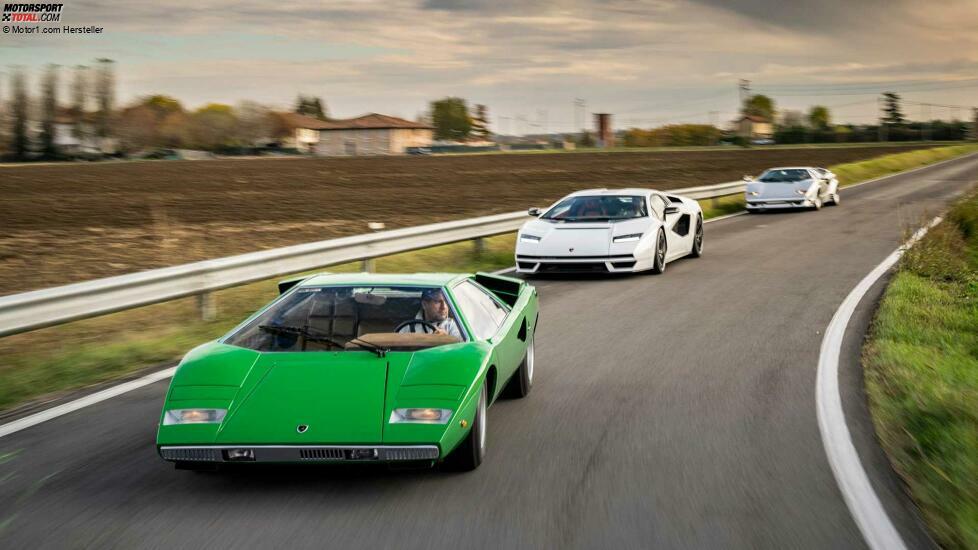 Lamborghini Countach LP 800-4 im realen Straßenverkehr