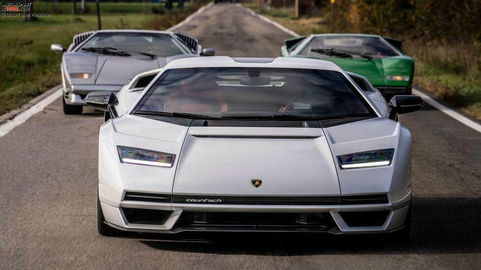 Lamborghini Countach LP 800-4 im realen Straßenverkehr