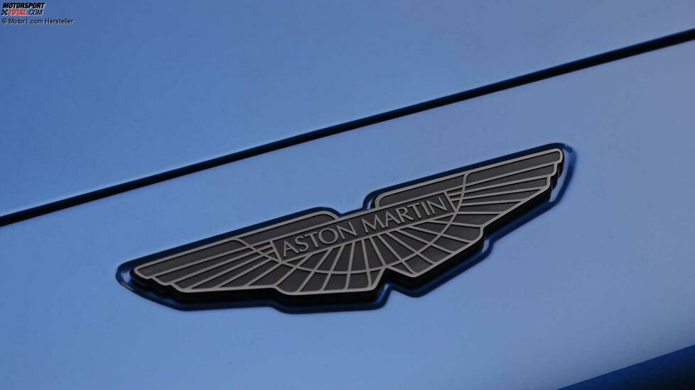 Aston Martin DBX707 Badge