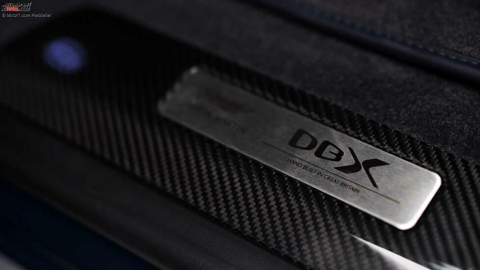 Aston Martin DBX707 Badge