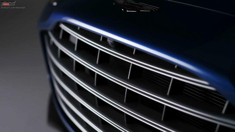 Aston Martin DBX707 Gitter