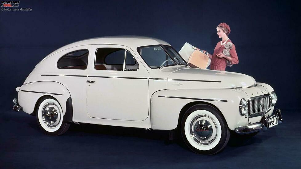 75 Jahre Produktionsstart Volvo PV444 Buckel