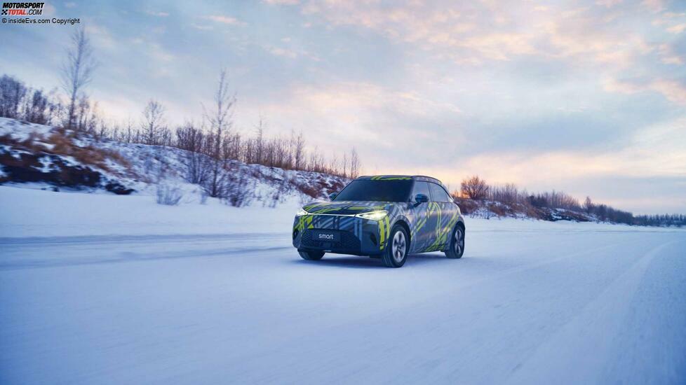 Smart #1 mit Tarnfolie bei Wintertests