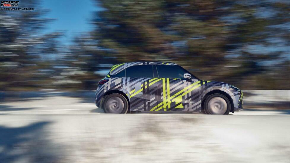 Smart #1 mit Tarnfolie bei Wintertests