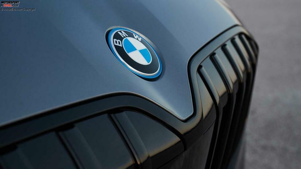BMW 230e xDrive PHEV Active Tourer (2022) im Test