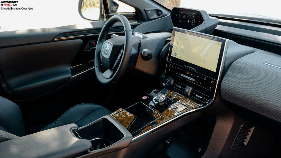 Toyota bZ4X (2022) Covered-Drive